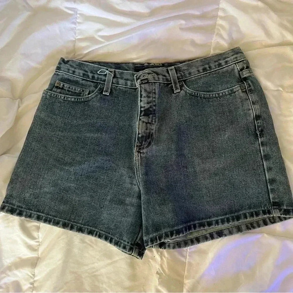 Nautica denim shorts mid rise size 14 waist 30” - Picture 1 of 4